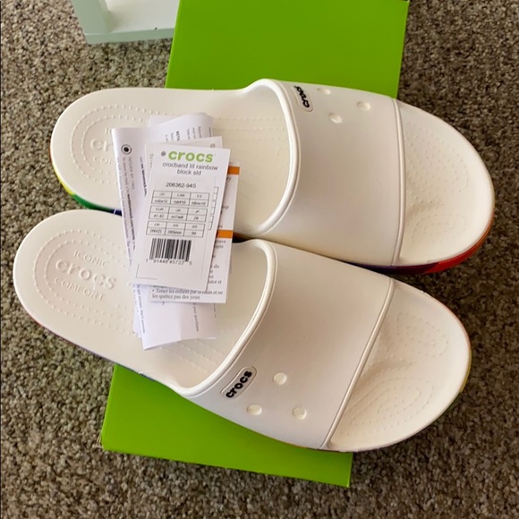 Womanâs limited edition Crocs rainbow block slides - Picture 7 of 9